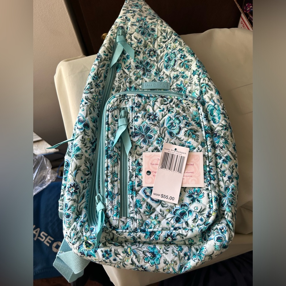 Vera Bradley Sling pack in Cloud Vine